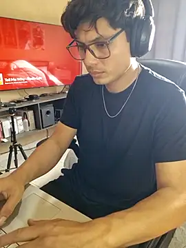 Ais B10 online show from 11-23-25, 09:03