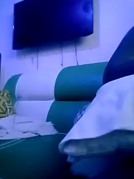 Snapshot of FaithMatsane chatting on 11-01-25, 02:22 FaithMatsane online show from 11-01-25, 02:22