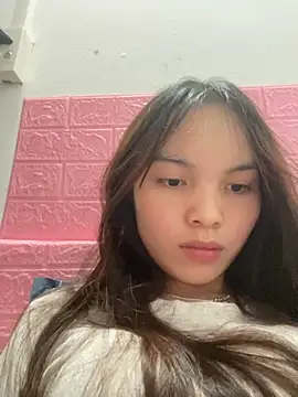 Snapshot of Tina_x chatting on 11-14-25, 04:43 Tina x online show from 11-14-25, 04:43