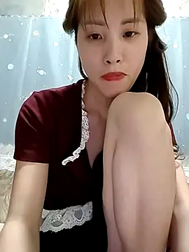 Snapshot of ezabel- chatting on 04-29-26, 01:21 ezabel- online show from 04-29-26, 01:21