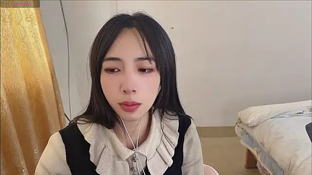 by-Hannah online show from 11-12-25, 05:11