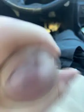 grossebite12335 online show from 11-28-25, 12:16