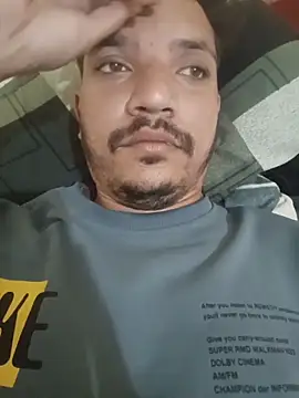 Snapshot of indoregigolo chatting on 12-21-25, 04:14 indoregigolo online show from 12-21-25, 04:14