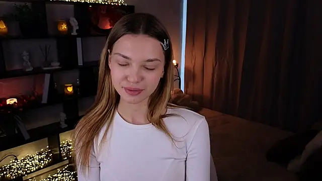 Snapshot of WildaLawson chatting on 10-31-25, 05:59 WildaLawson online show from 10-31-25, 05:59