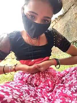 Snapshot of Babita_ranni chatting on 10-26-25, 02:56 Babita ranni online show from 10-26-25, 02:56
