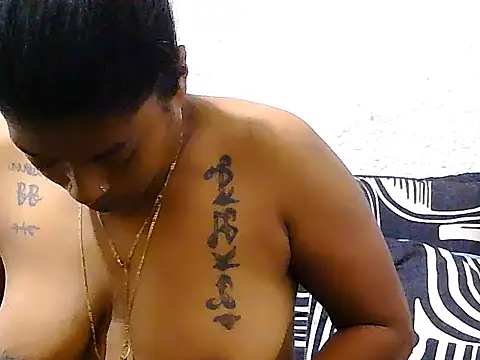 DOVE85 online show from 11-22-25, 12:26