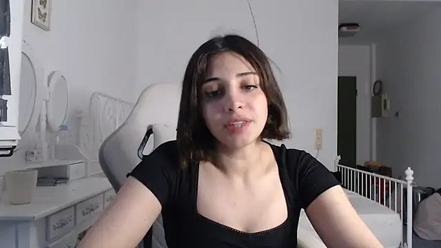 bellefleurrr online show from 07-04-26, 08:02