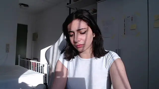 bellefleurrr online show from 04-28-26, 05:28
