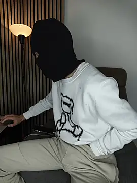 findomhot online show from 12-15-25, 08:47