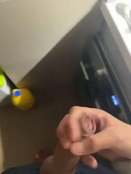 findomhot online show from 10-27-25, 07:48