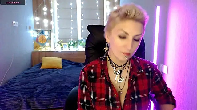 Sweet-n-Strong online show from 11-29-25, 07:52