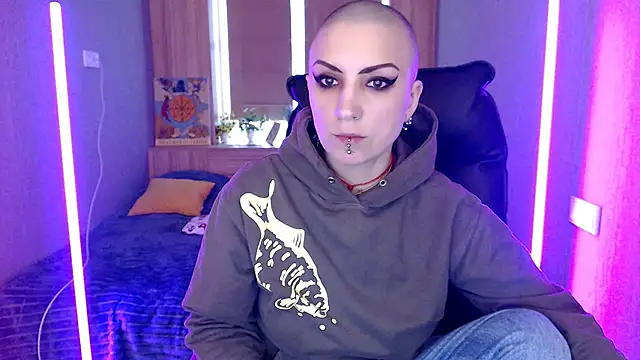 Sweet-n-Strong online show from 04-09-26, 05:20