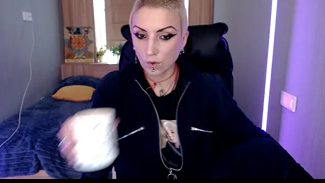 Sweet-n-Strong online show from 05-15-26, 11:41