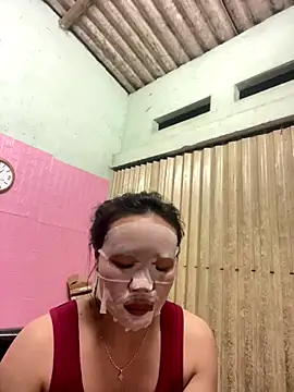 Macy-y online show from 10-30-25, 02:14