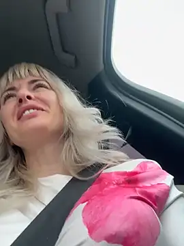 blondegirlx online show from 11-14-25, 07:45