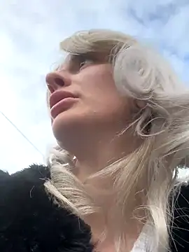 blondegirlx online show from 11-08-25, 12:52