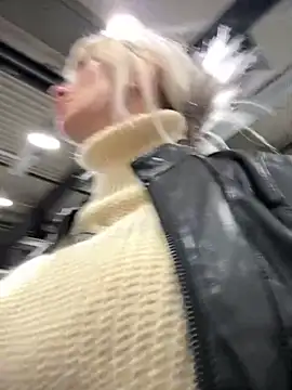 blondegirlx online show from 12-20-25, 03:48