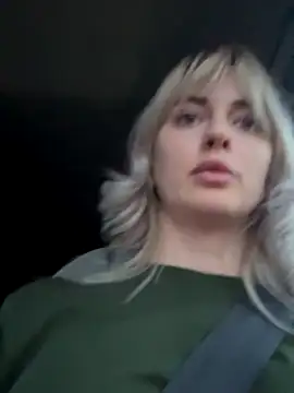 Snapshot of blondegirlx chatting on 10-26-25, 03:12 blondegirlx online show from 10-26-25, 03:12