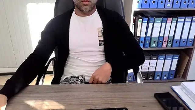 Evasionee online show from 10-29-25, 07:29