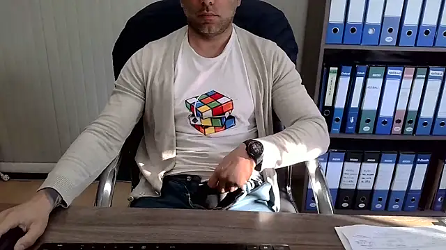 Evasionee online show from 03-23-26, 07:30