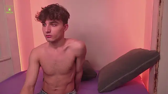 Richard steele hot online show from 12-18-25, 03:16