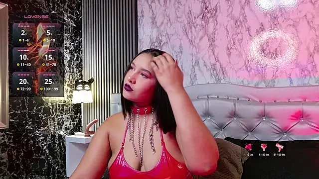 Snapshot of WhitneySweet chatting on 02-01-26, 10:35 WhitneySweet online show from 02-01-26, 10:35