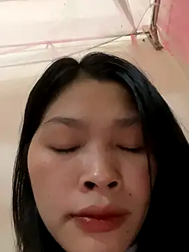 Snapshot of simmi-2 chatting on 10-25-25, 05:06 simmi-2 online show from 10-25-25, 05:06