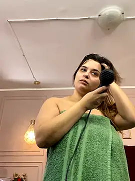 kittykelly online show from 10-30-25, 09:07