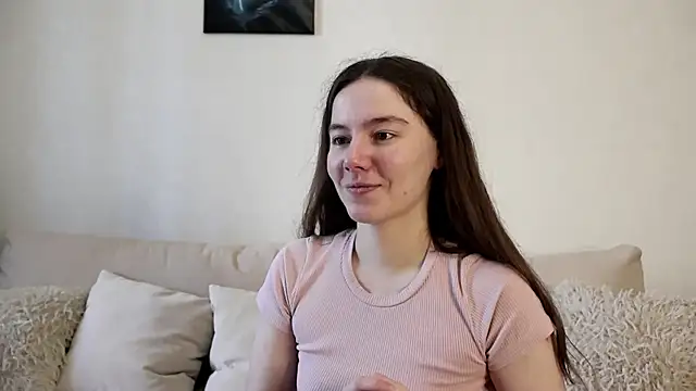 Petalwren online show from 04-25-26, 10:40