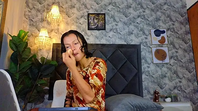 Indi rave online show from 11-14-25, 01:37