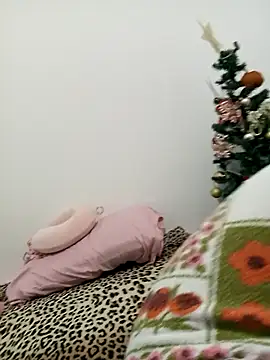 Snapshot of Angeeelina@xh chatting on 11-30-25, 04:24 Angeeelinaxh online show from 11-30-25, 04:24