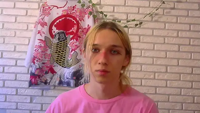 Snapshot of icebenz chatting on 07-20-26, 01:02 icebenz online show from 07-20-26, 01:02