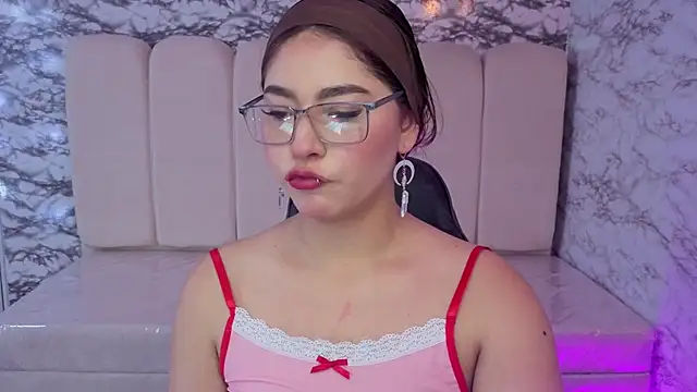 Afrodita Wild v online show from 12-19-25, 08:00