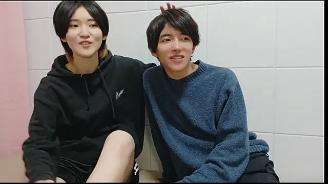 Snapshot of NORA_NEKO_2_2 chatting on 11-28-25, 03:01 NORA NEKO 2 2 online show from 11-28-25, 03:01