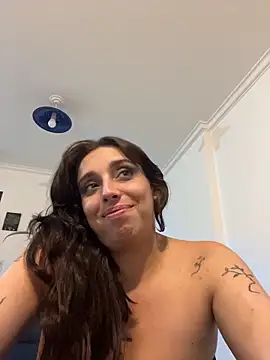 Snapshot of gigi333regi chatting on 02-25-26, 02:12 gigi333regi online show from 02-25-26, 02:12