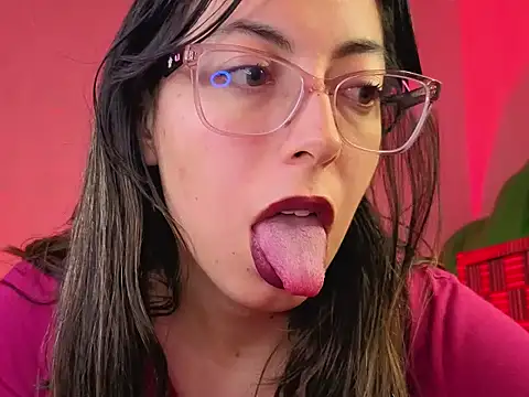 zylla storn online show from 12-19-25, 08:27