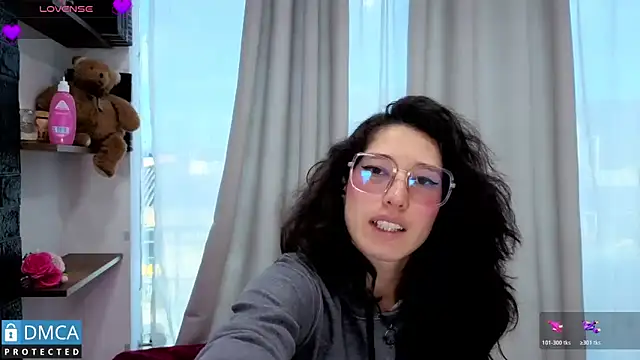 Snapshot of eva_delight_ chatting on 05-22-26, 12:03 eva delight online show from 05-22-26, 12:03