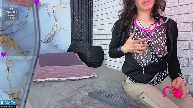 eva delight  online show from 03-27-26, 12:06