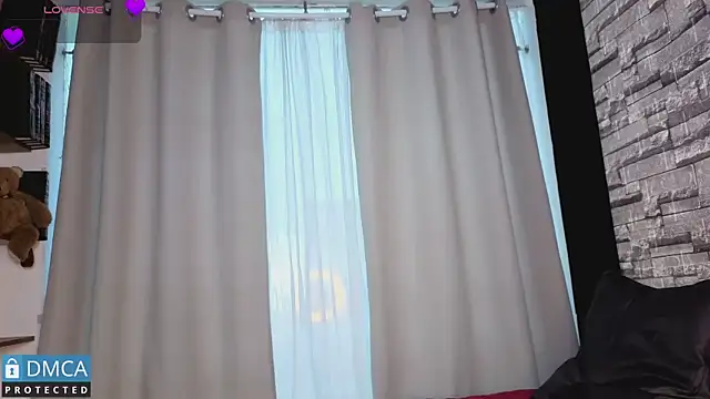 Snapshot of eva_delight_ chatting on 05-29-26, 12:11 eva delight online show from 05-29-26, 12:11