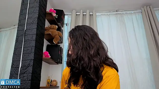 eva delight  online show from 03-12-26, 11:14