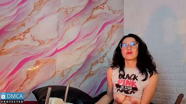 Snapshot of eva_delight_ chatting on 05-15-26, 11:47 eva delight online show from 05-15-26, 11:47