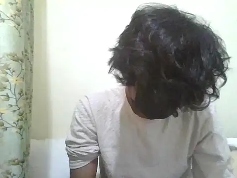 Snapshot of kriZ08 chatting on 05-16-26, 06:34 kriZ08 online show from 05-16-26, 06:34