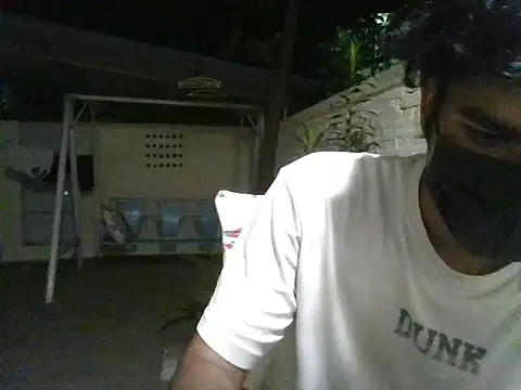 Snapshot of kriZ08 chatting on 05-17-26, 07:25 kriZ08 online show from 05-17-26, 07:25