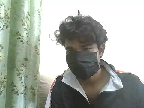 Snapshot of kriZ08 chatting on 05-22-26, 10:46 kriZ08 online show from 05-22-26, 10:46