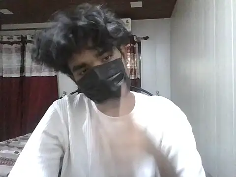 Snapshot of kriZ08 chatting on 06-05-26, 11:16 kriZ08 online show from 06-05-26, 11:16