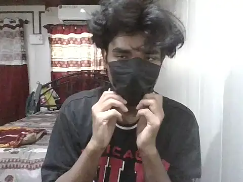 Snapshot of kriZ08 chatting on 06-19-26, 10:10 kriZ08 online show from 06-19-26, 10:10