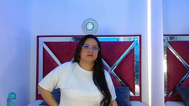 Snapshot of Aria_cloud69 chatting on 10-28-25, 12:15 Aria cloud69 online show from 10-28-25, 12:15
