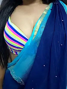 Snapshot of soni_soni99 chatting on 10-25-25, 06:12 soni soni99 online show from 10-25-25, 06:12