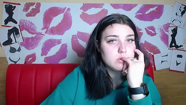 ScarletCargo online show from 12-15-25, 06:08