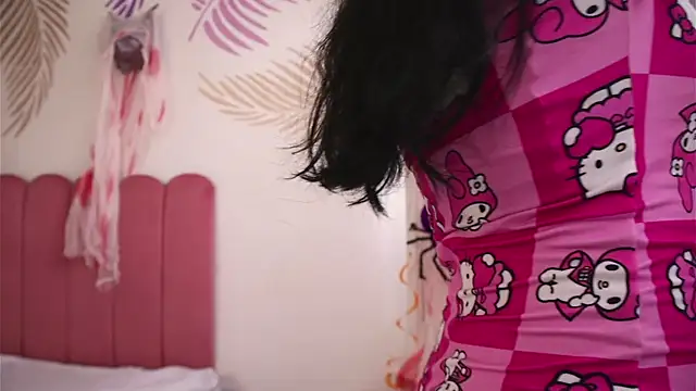 Isabelle Lane online show from 10-31-25, 12:46